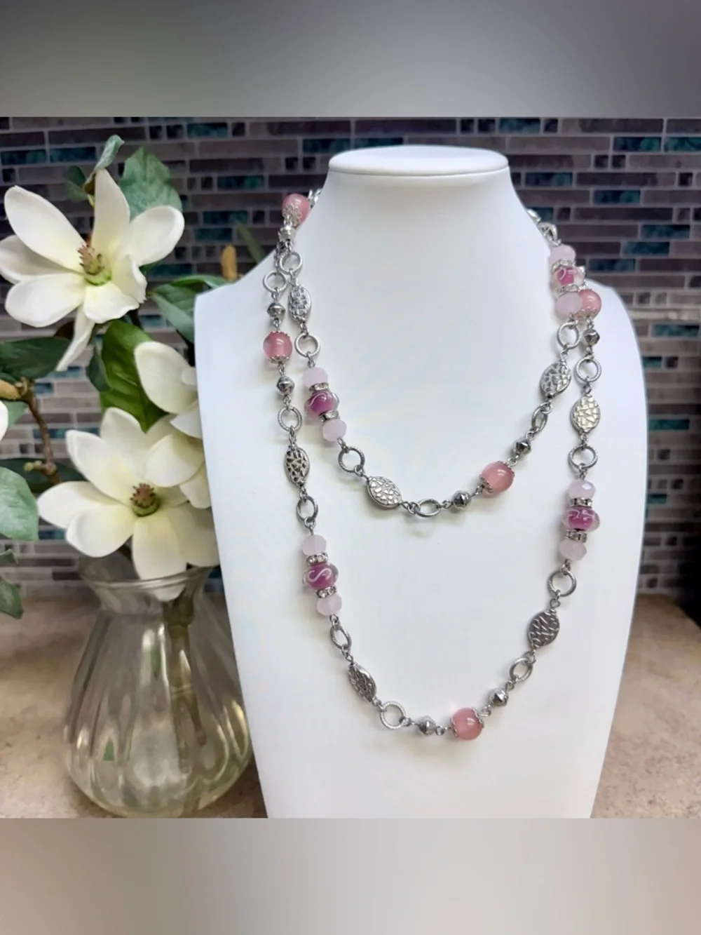 Premier Designs extra long pink and silver necklace